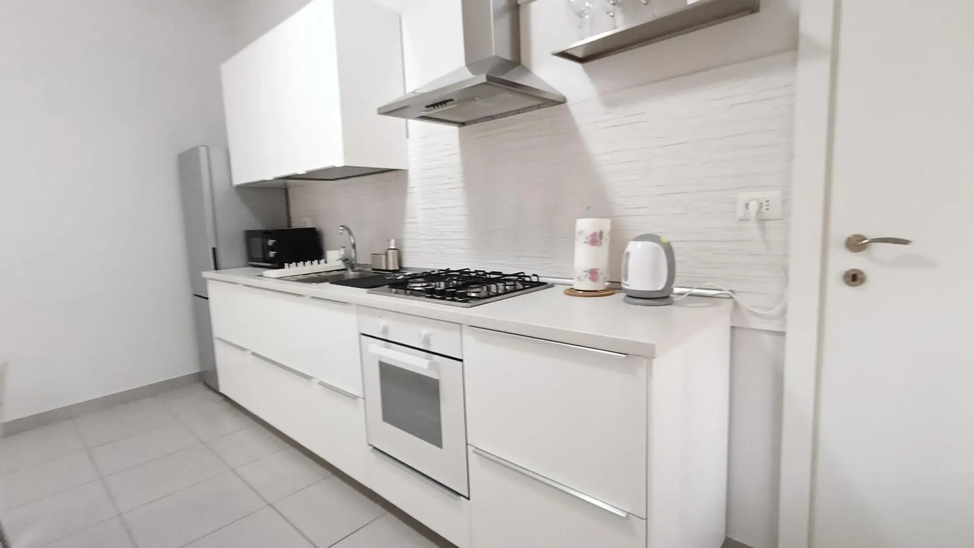 Alis Living Apartment - Quadrilocale Ampio A Catania