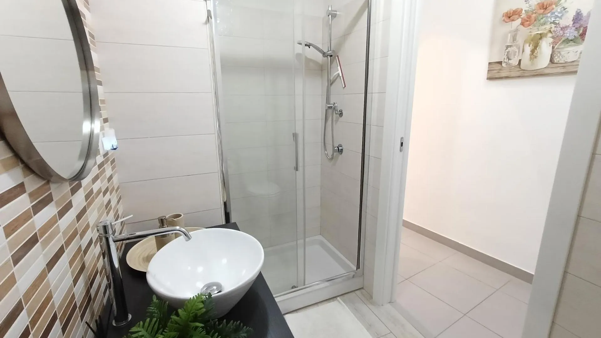 Alis Living Apartment - Quadrilocale Ampio A Catania