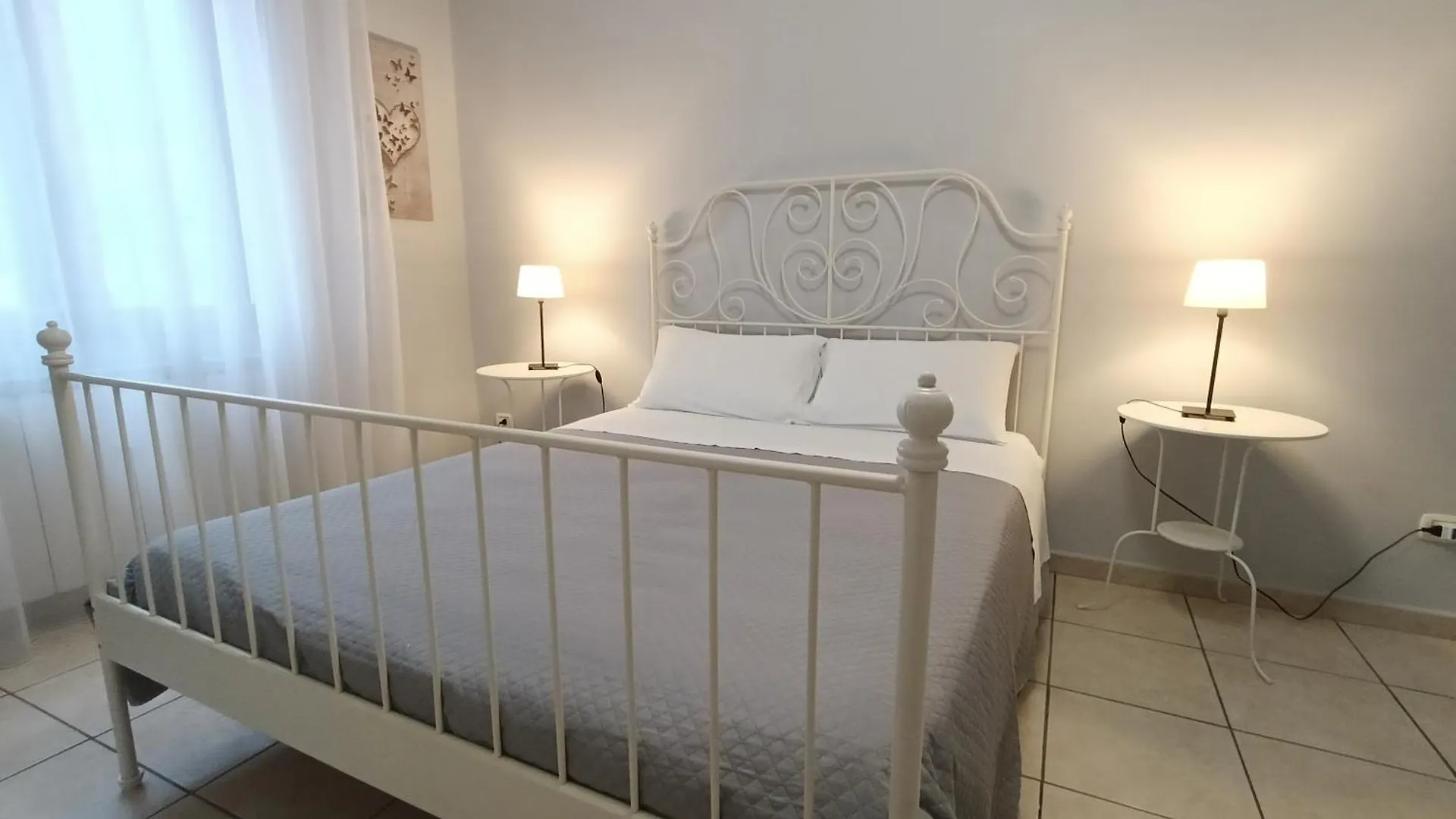 Alis Living Apartment - Quadrilocale Ampio A Catania
