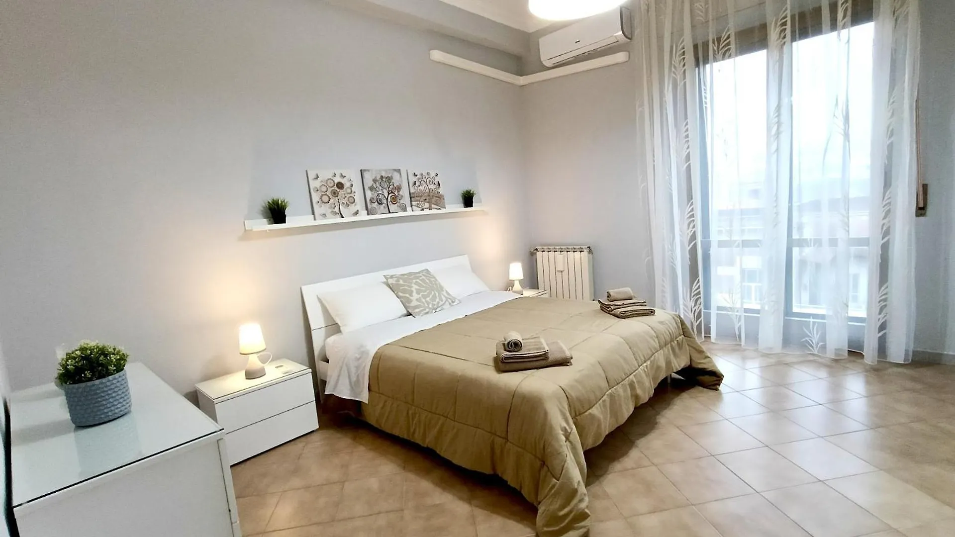 Alis Living Apartment - Quadrilocale Ampio A Catania